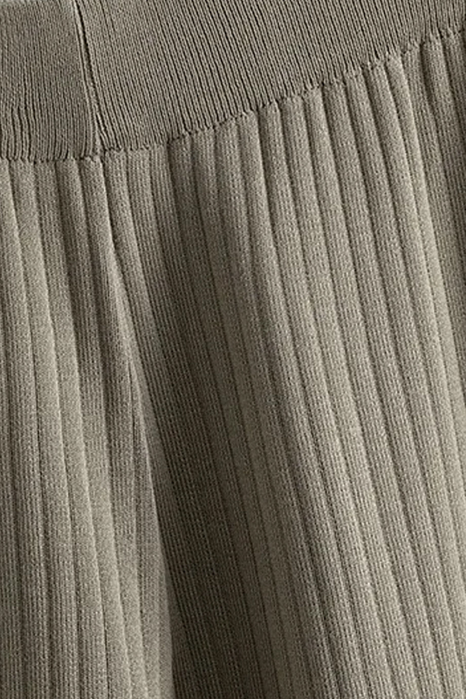 Carmelle Πλεκτό Σετ με Ζακέτα, Τοπ και Παντελόνι