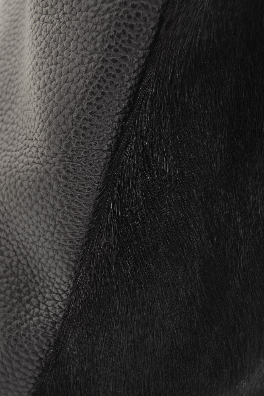 CAPOVERSO CAVALLINO Δερμάτινη Μαύρη Τσάντα με Τρίχωμα Pony